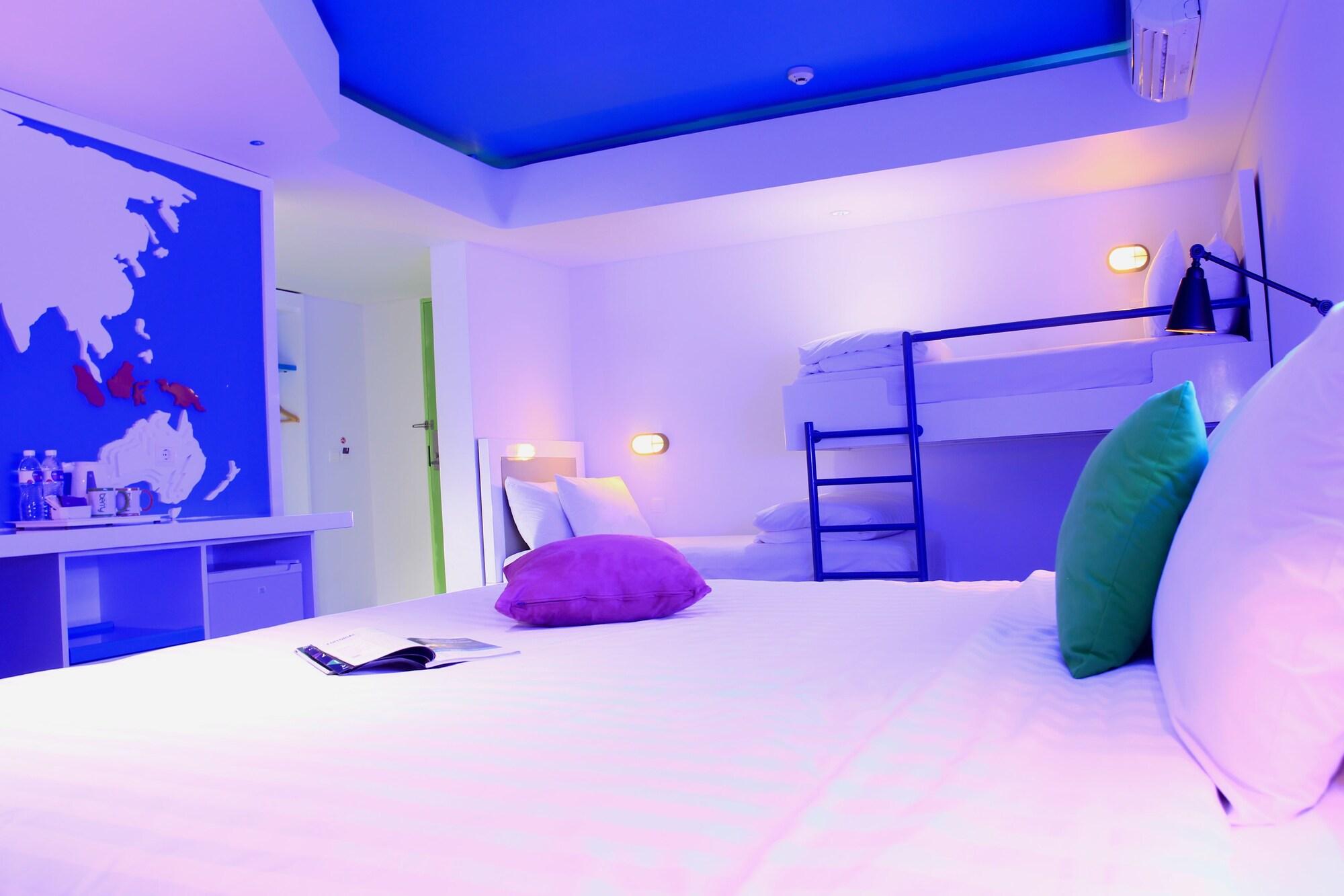 Berry Glee Thematic Hotel Kuta Lombok Exterior foto