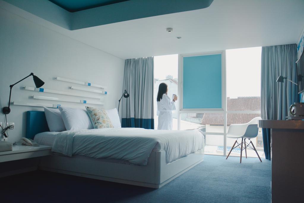 Berry Glee Thematic Hotel Kuta Lombok Exterior foto