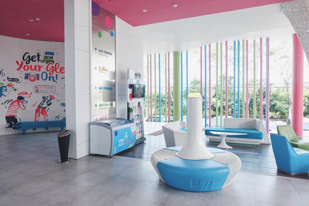 Berry Glee Thematic Hotel Kuta Lombok Exterior foto